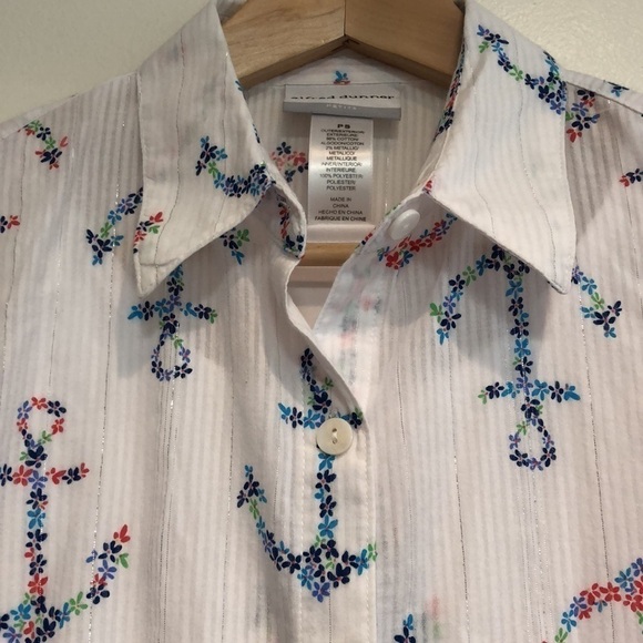 Alfred Dunner petit button up w/ floral anchor print and metallic stripes small - Picture 6 of 7